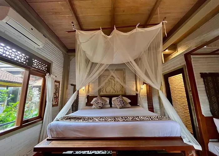Bali Moon Guest House